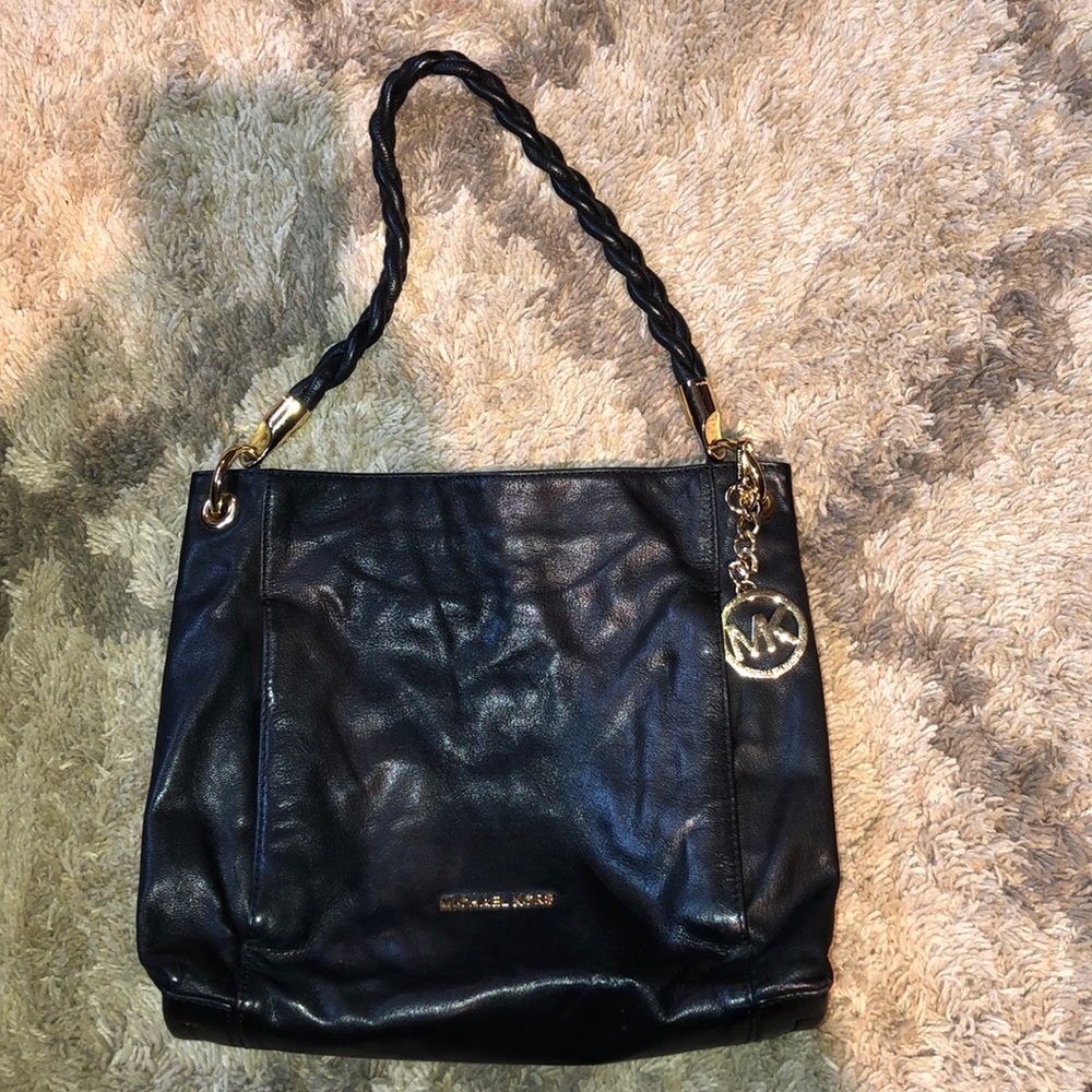 Black Micheal Kors purse